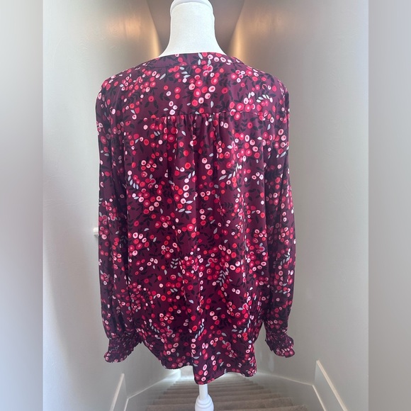 LOFT Blouse Top Velvet Buttons Red & Pink Floral with Cuffed Sleeves Small - Picture 5 of 7
